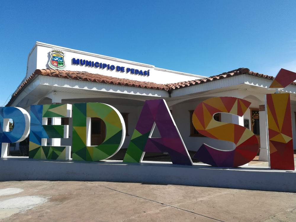 Casa del Amor living room